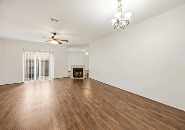 Photo 3 of Sale Pending at 7589 Cambridge St #B, Houston, TX 77054 | MLS# 41146417 | Listing updated on 2026-09-21