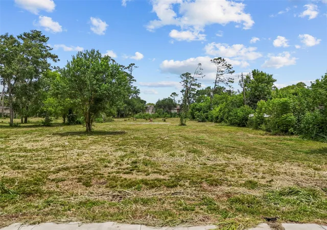 1st image of 501 Fm 517 Rd E, Dickinson, TX 77539 | MLS# 87739338