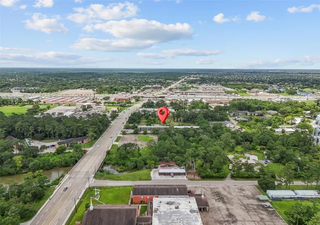 5th image of 501 Fm 517 Rd E, Dickinson, TX 77539 | MLS# 87739338