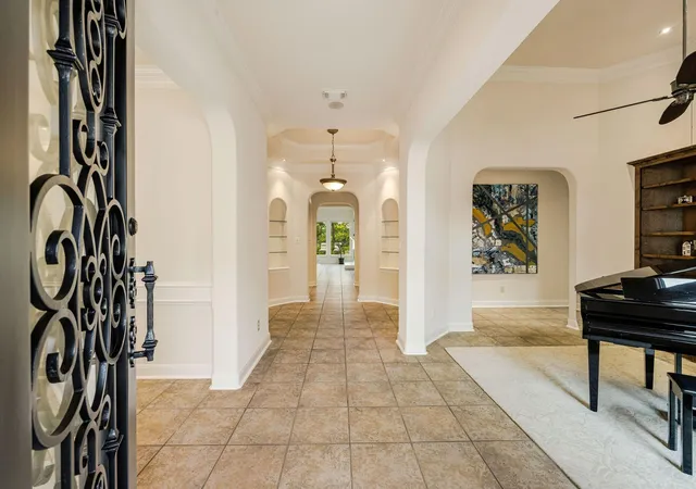 Photo 3 of Single family home for sale at 3010 Bonnebridge Way Blvd, Houston, TX 77082 | MLS# 32068679 | Listing updated on 2026-08-30