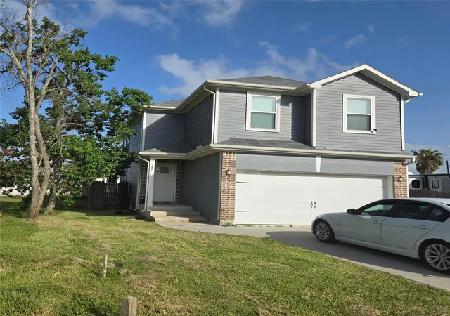 1st image of 131 Dolphin Hbr N, Baytown, TX 77523 | MLS# 10209079