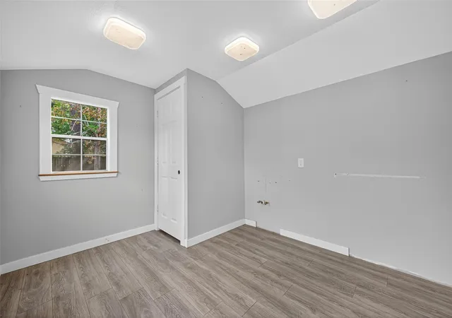 Photo 25 of Single family home for sale at 1020 Houston St, Conroe, TX 77301 | MLS# 88619510 | Listing updated on 2026-06-23