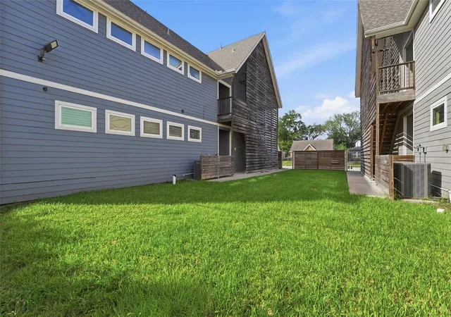 4th image of 2516 Cleburne St, Houston, TX 77004 | MLS# 53343415