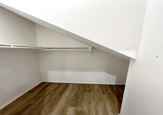 Photo 3 of Single family home for sale at 7042 Plum Crk Ter Ln, Houston, TX 77087 | MLS# 10038136 | Listing updated on 2026-08-17
