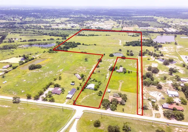 Homes for sale in Giddings, TX | 5951 Acres Cr 208, Giddings, TX 78942 | MLS# 18160123