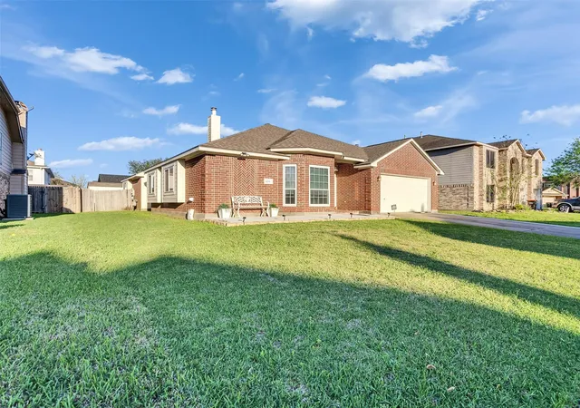 44th image of 8018 Fox St, Baytown, TX 77523 | MLS# 98242911
