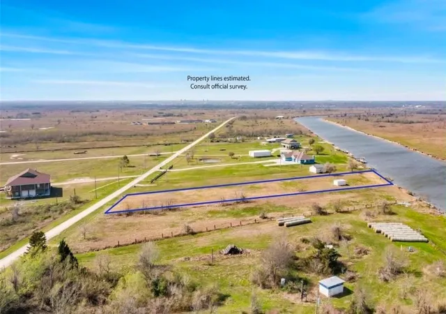 4th image of 0000 South Redfish Tract 1, Hitchcock, TX 77563 | MLS# 27906651