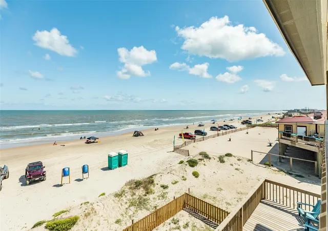 Photo 3 of Single family home for sale at 109 D Santar Loop, Freeport, TX 77541 | MLS# 15522794 | Listing updated on 2026-06-30