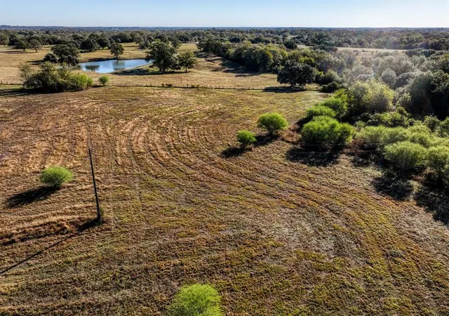 5th image of 10702 Palestine Rd, Brenham, TX 77833 | MLS# 57377753