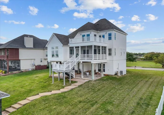 3rd image of 211 Tuna Run Rd, Freeport, TX 77541 | MLS# 12553447