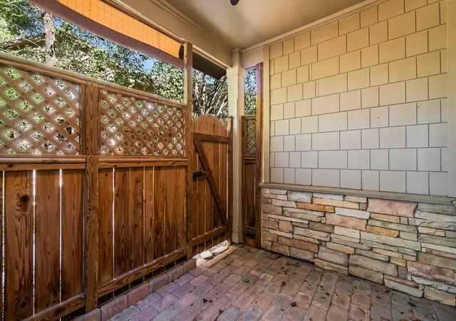 24th image of 75 Scarlet Woods Ct, Spring, TX 77380 | MLS# 86383635