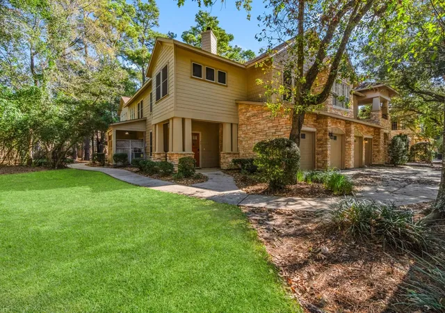 2nd image of 75 Scarlet Woods Ct, Spring, TX 77380 | MLS# 86383635