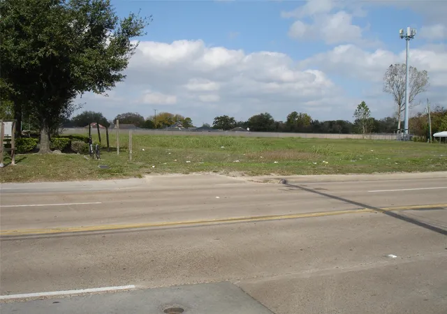 2nd image of 4205 Pasadena Blvd, Pasadena, TX 77503 | MLS# 19884960