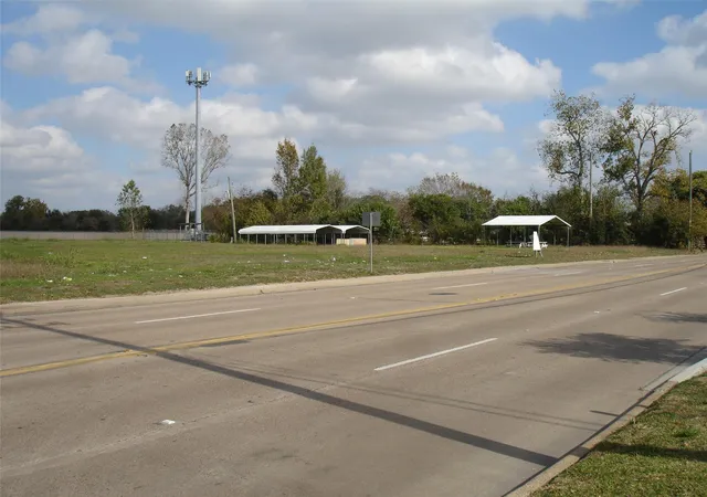 Photo 3 of Land for sale at 4205 Pasadena Blvd, Pasadena, TX 77503 | MLS# 19884960 | Listing updated on 2026-06-25