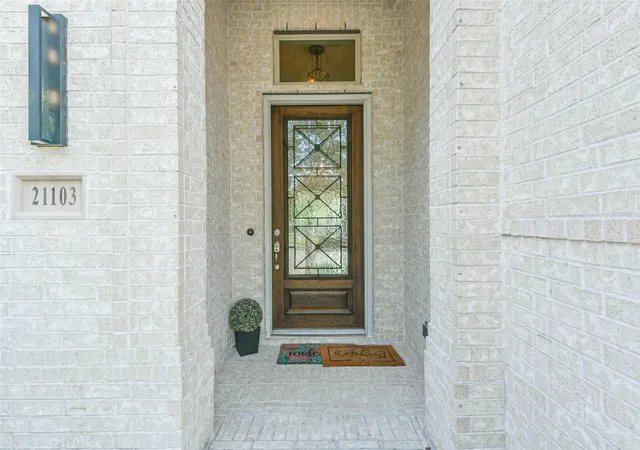 Photo 3 of Single family home for sale at 21103 Falling Dawn Dr, Richmond, TX 77406 | MLS# 65333021 | Listing updated on 2026-09-19