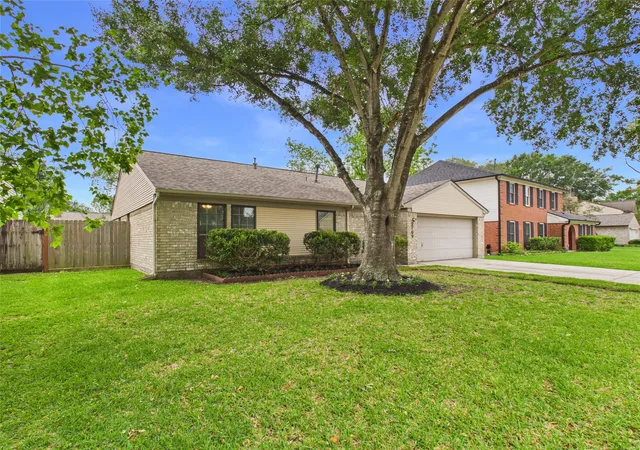 Photo 4 of Single family home for sale at 2709 Merrimac Dr, League City, TX 77573 | MLS# 47792617 | Listing updated on 2026-07-20