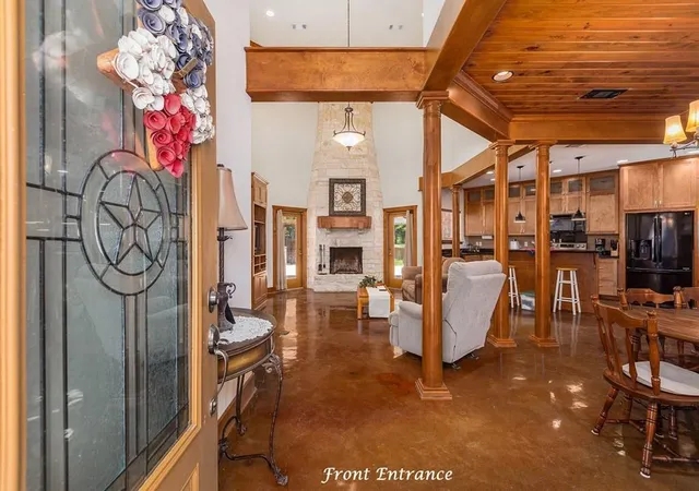 Photo 2 of Single family home for sale at 801 Caspers Cvs, Lufkin, TX 75904 | MLS# 73876569 | Listing updated on 2026-08-06