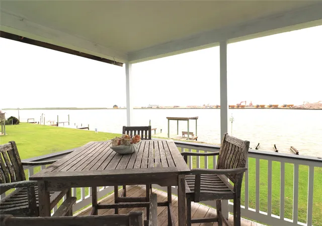 5th image of 1771 Private Road 675, Bay City, TX 77414 | MLS# 95729592