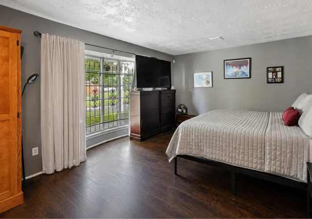 Photo 4 of Townhouse for sale at 7311 Chasewood Dr, Missouri City, TX 77489 | MLS# 37186023 | Listing updated on 2026-08-26