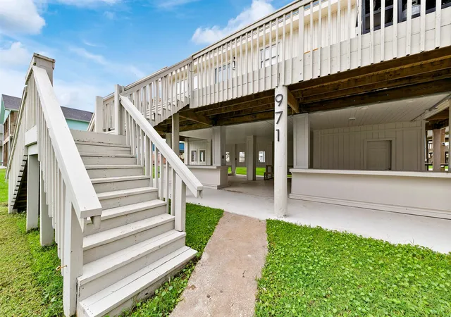 Homes for sale in Crystal Beach, TX | 971 Mary Ann, Crystal Beach, TX 77650 | MLS# 47839493