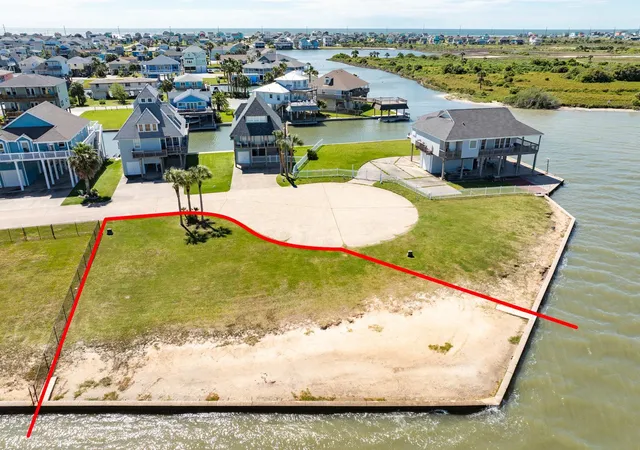Photo 1 of Land for sale at 23022 Chiquita St, Galveston, TX 77554 | MLS# 7348447 | Listing updated on 2026-08-11