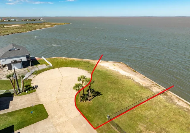 Photo 2 of Land for sale at 23022 Chiquita St, Galveston, TX 77554 | MLS# 7348447 | Listing updated on 2026-08-11