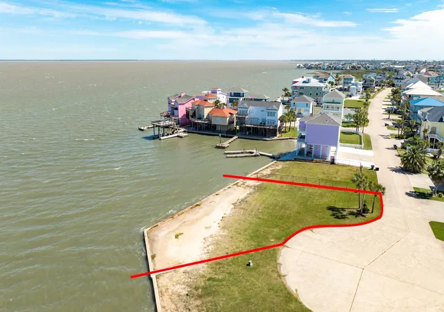 Photo 3 of Land for sale at 23022 Chiquita St, Galveston, TX 77554 | MLS# 7348447 | Listing updated on 2026-08-11