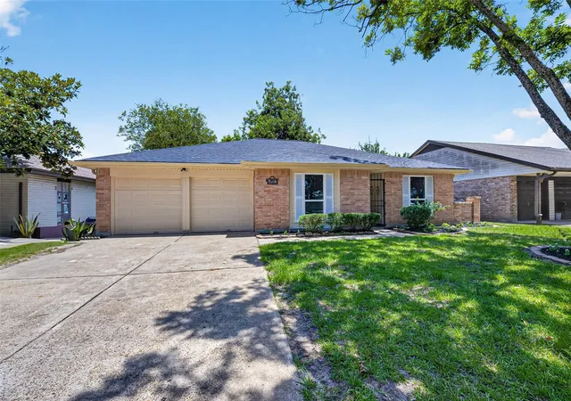 4th image of 14814 Mcleod Dr, Houston, TX 77060 | MLS# 13242149
