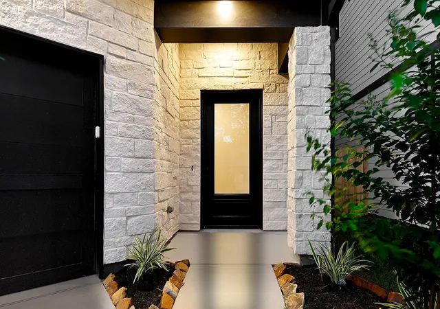 2nd image of 38 Honeycomb Ridge Pl, Spring, TX 77380 | MLS# 95130046