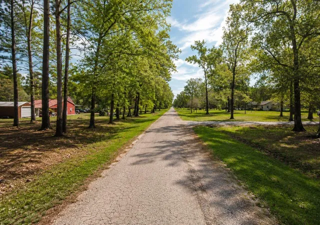 4th image of 158 County Road 6502 W, Dayton, TX 77535 | MLS# 85844161
