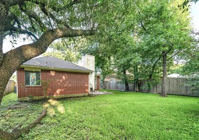 Photo 2 of Single family home for sale at 1727 Millhouse Rd, Houston, TX 77073 | MLS# 73290439 | Listing updated on 2026-08-18
