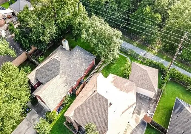 Photo 3 of Single family home for sale at 1727 Millhouse Rd, Houston, TX 77073 | MLS# 73290439 | Listing updated on 2026-08-18