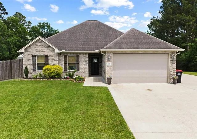 Homes for sale in Sour Lake, TX | 685 Dayna Ln, Sour Lake, TX 77659 | MLS# 22776372