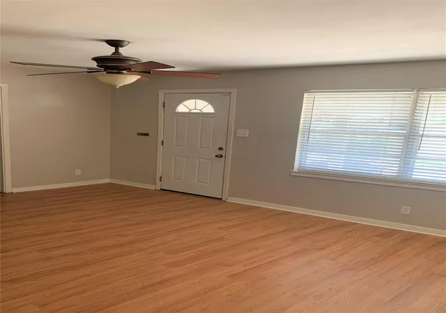 3rd image of 1015 Oak Dr, Huntsville, TX 77320 | MLS# 65779507