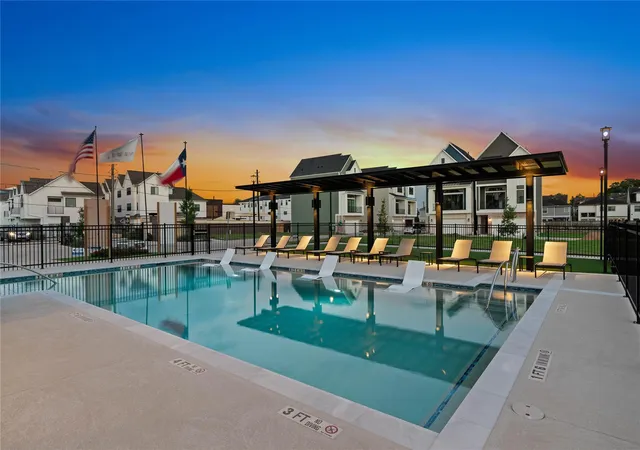 5th image of 8720 Aquino Ln, Houston, TX 77055 | MLS# 70604367