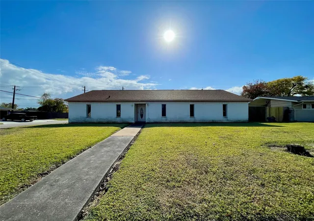 Photo 2 of Single family home for sale at 903 W 8th Street, Freeport, TX 77541 | MLS# 2320790 | Listing updated on 2026-01-05