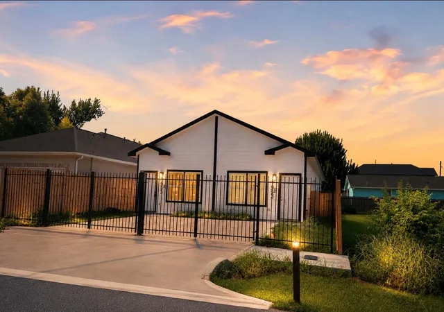 Photo 3 of Multi family home for sale at 7993 Attwater St, Houston, TX 77028 | MLS# 62608639 | Listing updated on 2026-08-19