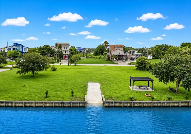 Photo 3 of Land for sale at 222 Rue Orleans St, Baytown, TX 77520 | MLS# 35464362 | Listing updated on 2026-08-21