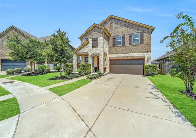 Photo 2 of Single family home for sale at 24726 Aliaga Glen Dr Dr, Richmond, TX 77406 | MLS# 26226571 | Listing updated on 2026-09-19