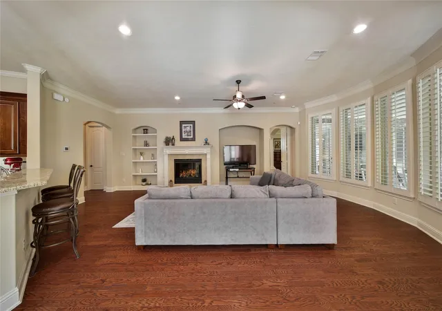 Photo 4 of Single family home for sale at 28946 Village Trl, Magnolia, TX 77355 | MLS# 68938543 | Listing updated on 2026-10-09