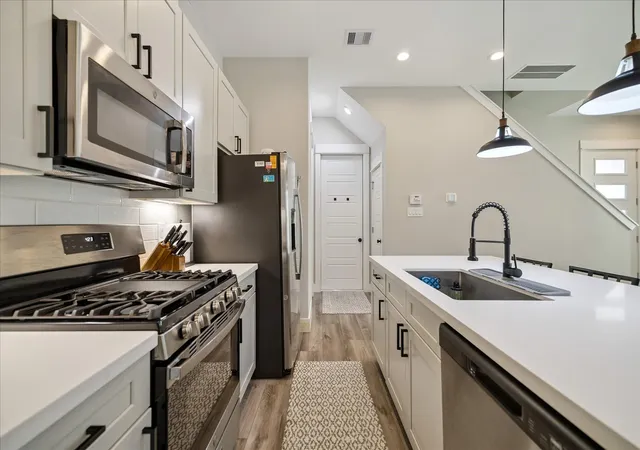 Photo 4 of Single family home for sale at 1193 W Tidwell Rd, Houston, TX 77091 | MLS# 47085943 | Listing updated on 2026-10-05