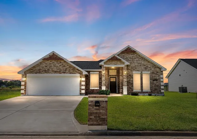 Homes for sale in Bay City, TX | 1310 Sailfish Dr, Bay City, TX 77414 | MLS# 79142777