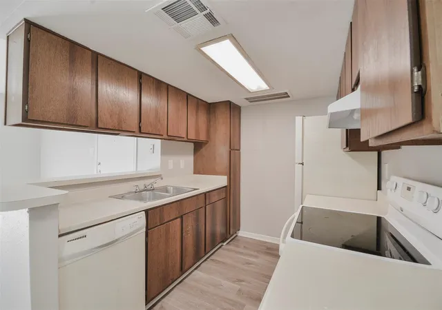 Photo 4 of Condo for sale at 12905 Woodforest Blvd #607, Houston, TX 77015 | MLS# 84843082 | Listing updated on 2026-09-14