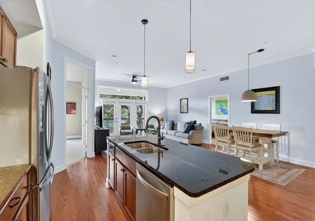 4th image of 300 St Joseph Pkwy #116, Houston, TX 77002 | MLS# 27663793