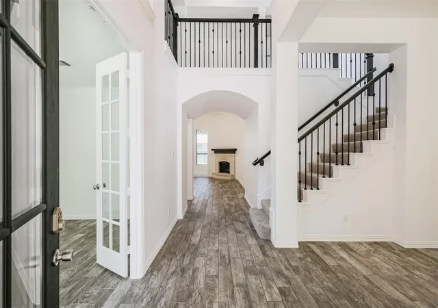 4th image of 706 Suncatcher Cir, Richmond, TX 77406 | MLS# 74352218