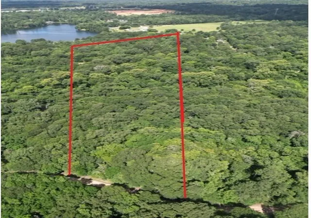 Photo 1 of Land for sale at Tbd Royal Ests Dr, Conroe, TX 77303 | MLS# 64811349 | Listing updated on 2026-03-25
