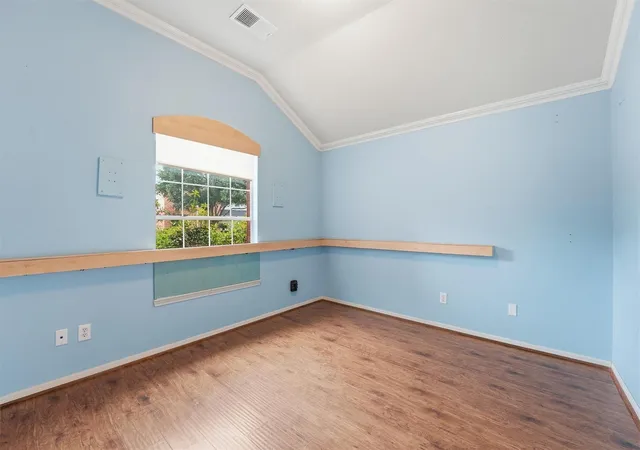 Photo 4 of Single family home for sale at 17223 Brookhollow Grv Ct, Houston, TX 77084 | MLS# 87580874 | Listing updated on 2026-09-02