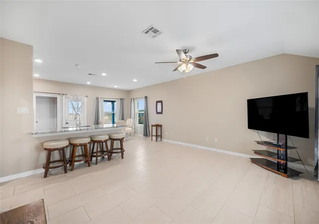 4th image of 8307 W Green Leaf St, Brookshire, TX 77423 | MLS# 82700420