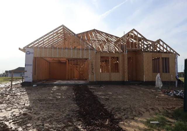 Photo 3 of Single family home for sale at 18623 Eastwood Ridge Ct, Crosby, TX 77532 | MLS# 61018922 | Listing updated on 2026-09-10