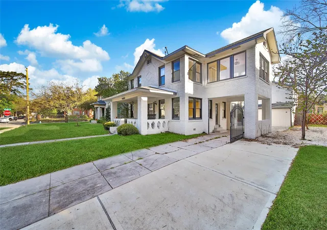 Homes for sale in Houston, TX | 2405 Arbor St, Houston, TX 77004 | MLS# 34038349